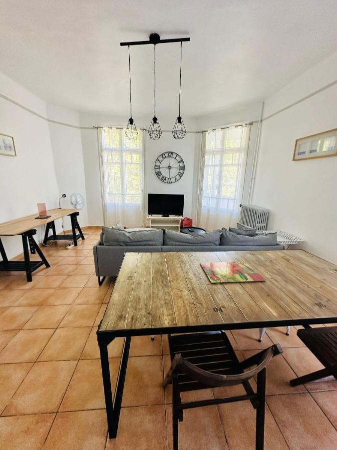 Appartement Lumineux Et Spacieux 2 Chambres Avec Parking Gratuit Dans La Rue Perpignan Buitenkant foto