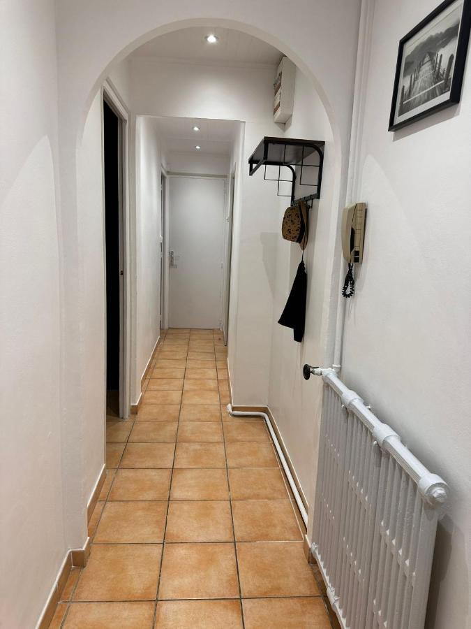 Appartement Lumineux Et Spacieux 2 Chambres Avec Parking Gratuit Dans La Rue Perpignan Buitenkant foto