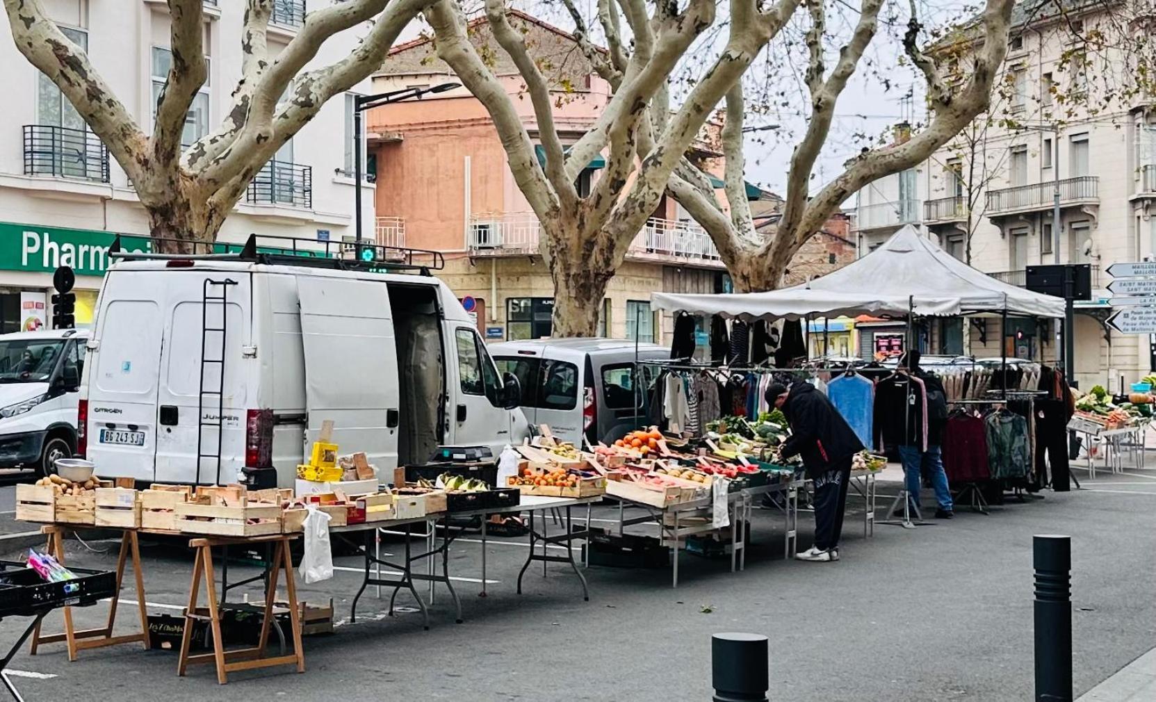 Appartement Lumineux Et Spacieux 2 Chambres Avec Parking Gratuit Dans La Rue Perpignan Buitenkant foto