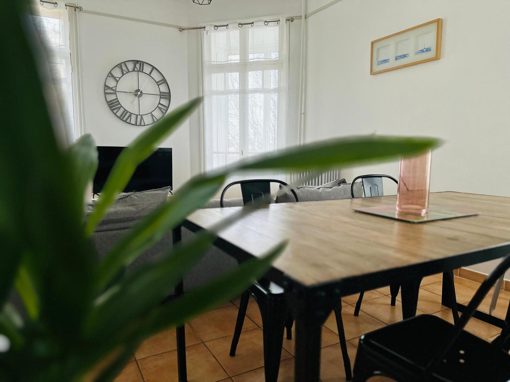 Appartement Lumineux Et Spacieux 2 Chambres Avec Parking Gratuit Dans La Rue Perpignan Buitenkant foto