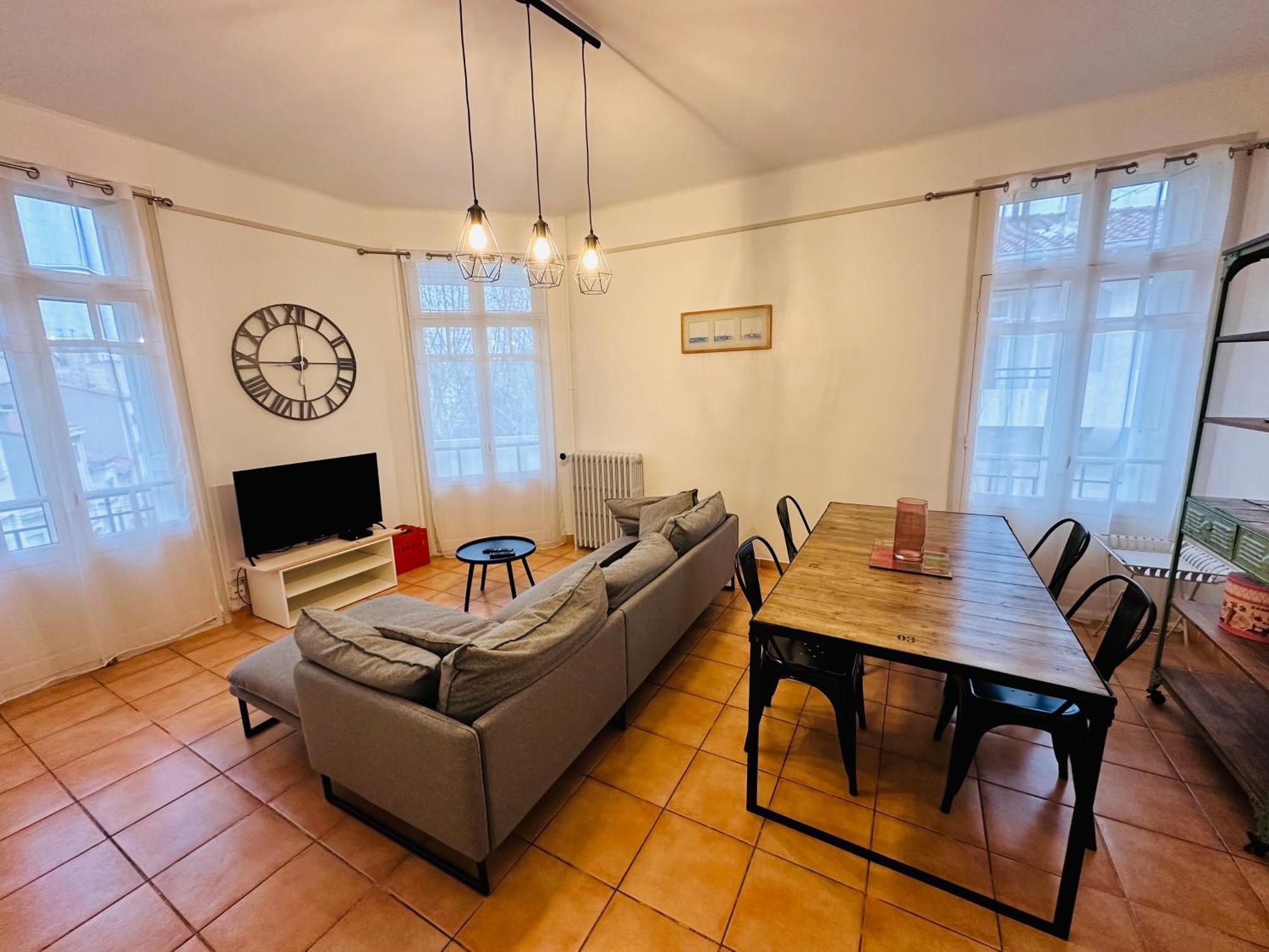 Appartement Lumineux Et Spacieux 2 Chambres Avec Parking Gratuit Dans La Rue Perpignan Buitenkant foto
